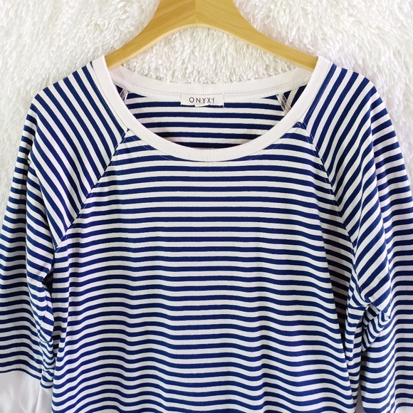 ONYX moda Woman's Size XL ¾ Sleeve Top - Picture 3 of 12